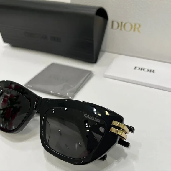 Dior | Accessories | Christian Dior Cdior B2u A0 Black  display picture 1